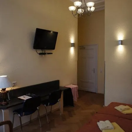 Elite Hotel